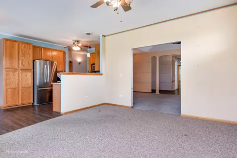 Living - 19226 Crescent Dr, Mokena, IL 60448 photo 3 of 4