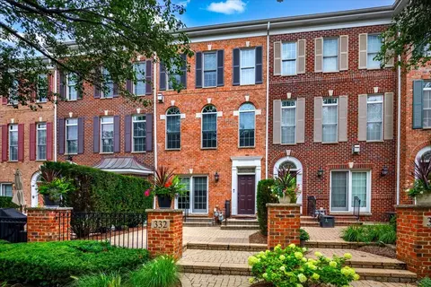 332 Big Rail Dr, Naperville, IL 60540