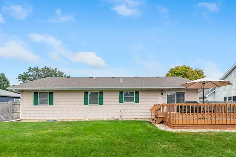 Exterior - 606 Edgelawn Dr, Plano, IL 60545 photo 1 of 8