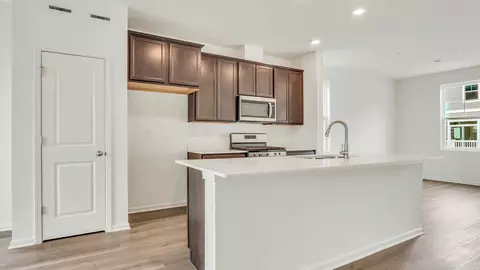 Kitchen - 1336 Foxglove Dr, Bartlett, IL 60103 photo 12 of 12
