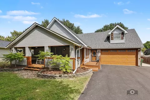 1457 Nova Rd, Sandwich, IL 60548