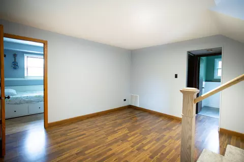 Bedroom - 936 Estes St, Gurnee, IL 60031 photo 4 of 4