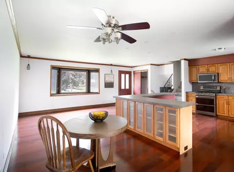 Other - 936 Estes St, Gurnee, IL 60031 photo 2 of 5
