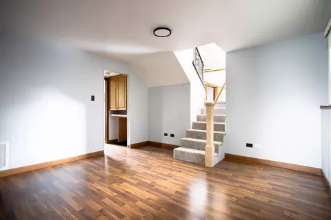 Living - 936 Estes St, Gurnee, IL 60031 photo 1 of 1