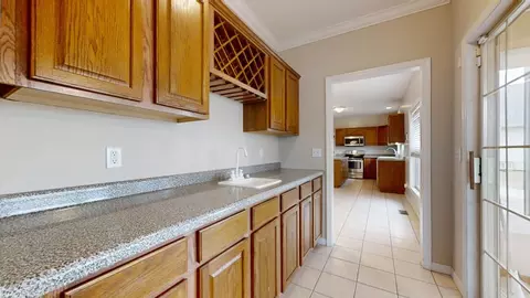 Kitchen - 2107 Crossgate Ct, Champaign, IL 61822 photo 1 of 4