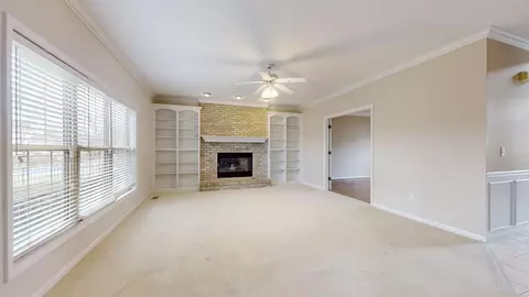 Living - 2107 Crossgate Ct, Champaign, IL 61822 photo 5 of 7