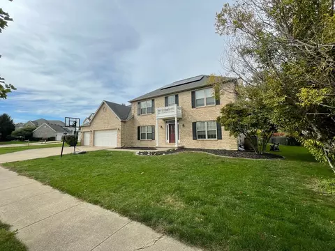 Exterior - 2107 Crossgate Ct, Champaign, IL 61822 photo 2 of 11