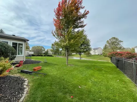 Exterior - 2107 Crossgate Ct, Champaign, IL 61822 photo 11 of 11