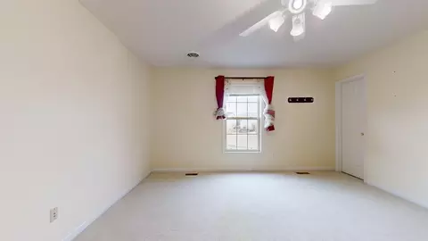 Bedroom - 2107 Crossgate Ct, Champaign, IL 61822 photo 11 of 12