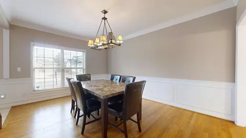 Dining - 2107 Crossgate Ct, Champaign, IL 61822 photo 5 of 6