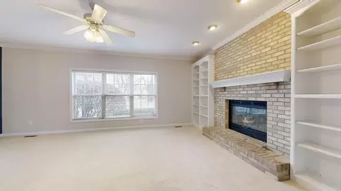 Living - 2107 Crossgate Ct, Champaign, IL 61822 photo 3 of 7