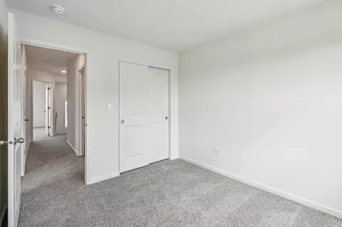 Entry Way - 1370 Foxglove Dr, Bartlett, IL 60103 photo 1 of 2