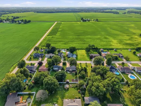 View/Area - 8 Woodside Ave, Kankakee, IL 60901 photo 6 of 7