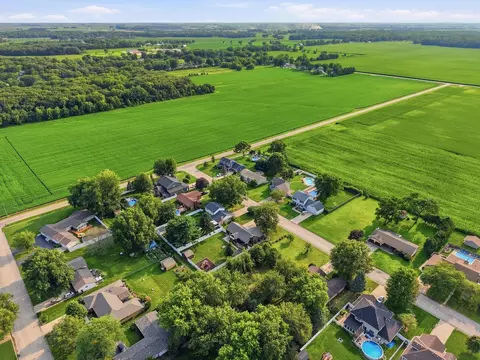 View/Area - 8 Woodside Ave, Kankakee, IL 60901 photo 5 of 7