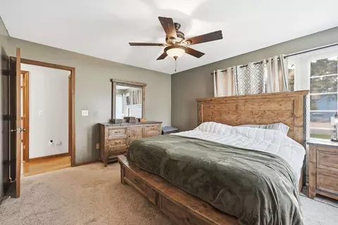 Bedroom - 8 Woodside Ave, Kankakee, IL 60901 photo 3 of 5