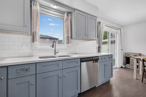 Kitchen - 11045 Daniel Trl, Mokena, IL 60448 photo 4 of 4