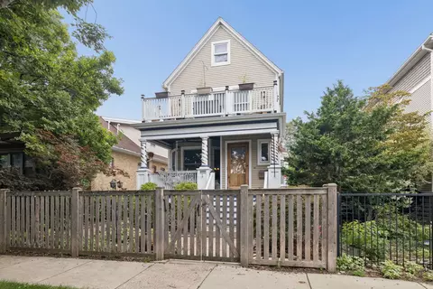 4658 N Kennicott Ave, Chicago, IL 60630