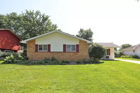 Exterior - 2055 Shepard Rd, Hoffman Estates, IL 60169 photo 1 of 8