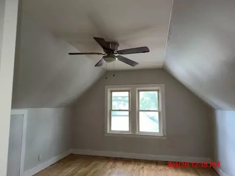 7430 S Champlain Ave, Chicago, IL 60619 photo 9