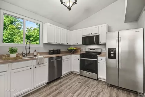 Kitchen - 1033 Symphony Dr, Aurora, IL 60504 photo 1 of 3