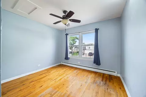 Bedroom - 8837 Robin Dr, Des Plaines, IL 60016 photo 3 of 4