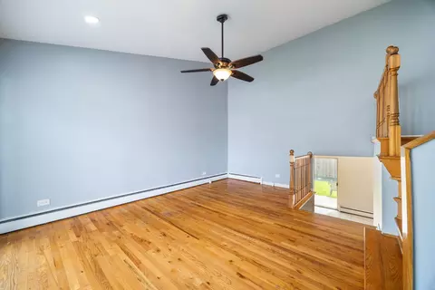 Living - 8837 Robin Dr, Des Plaines, IL 60016 photo 1 of 8