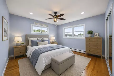 Bedroom - 8837 Robin Dr, Des Plaines, IL 60016 photo 2 of 4