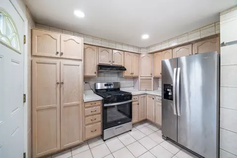 Kitchen - 8837 Robin Dr, Des Plaines, IL 60016 photo 2 of 2