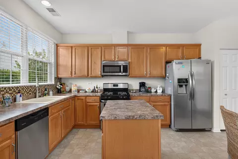 Kitchen - 2217 Concord Dr, Mchenry, IL 60050 photo 2 of 2