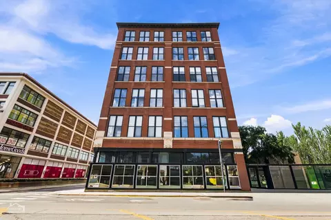 1872 N Clybourn Ave #407, Chicago, IL 60614