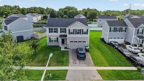 1905 Carriage Ln, Joliet, IL 60433