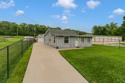 2621 47th Ave, Rock Island, IL 61201