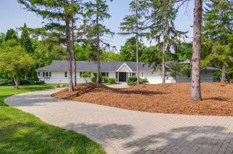 18 Alexandra Dr, Mettawa, IL 60048