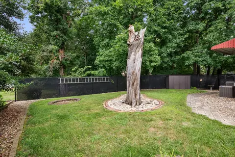 Exterior - 2601 12th St, Moline, IL 61265 photo 10 of 10