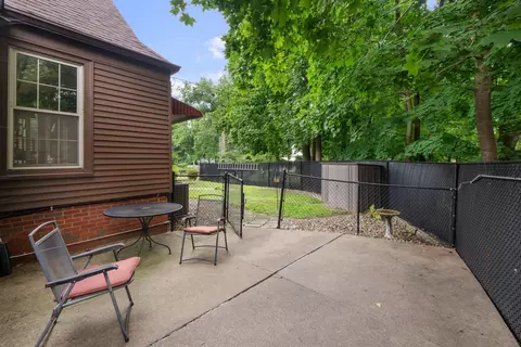 Exterior - 2601 12th St, Moline, IL 61265 photo 9 of 10