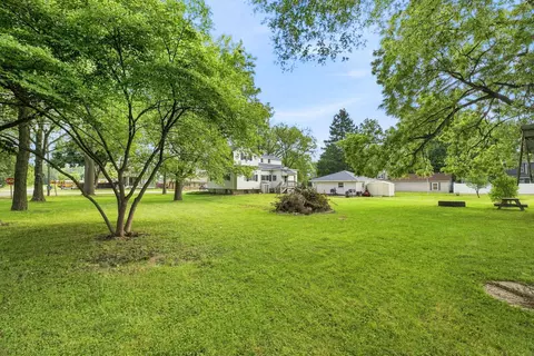 Exterior - 803 North St, Mazon, IL 60444 photo 8 of 9