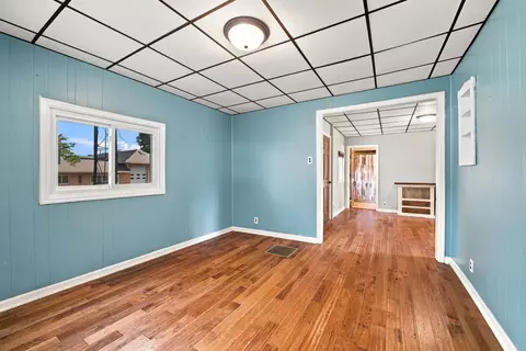 Living - 803 North St, Mazon, IL 60444 photo 1 of 3