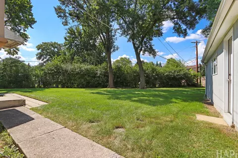 Exterior - 412 Warren Rd, Glenview, IL 60025 photo 4 of 8