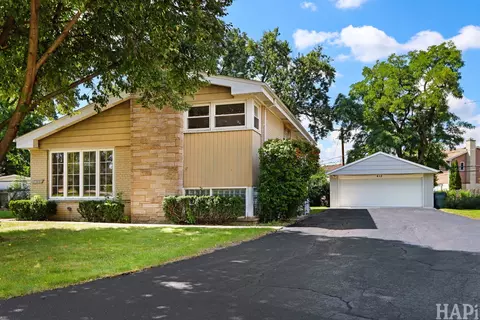 Exterior - 412 Warren Rd, Glenview, IL 60025 photo 2 of 8