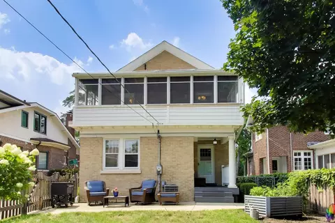 Exterior - 943 Monroe Ave, River Forest, IL 60305 photo 3 of 5
