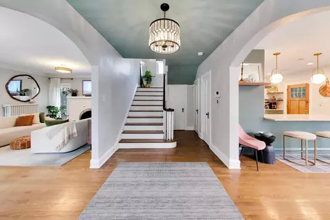 Entry Way - 943 Monroe Ave, River Forest, IL 60305 photo 1 of 1