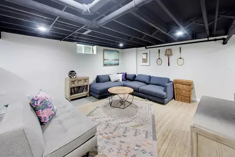 Living - 943 Monroe Ave, River Forest, IL 60305 photo 4 of 5