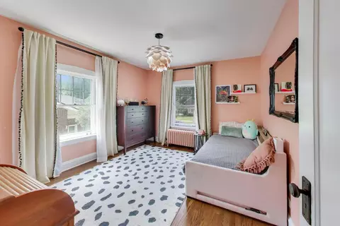Bedroom - 943 Monroe Ave, River Forest, IL 60305 photo 3 of 5