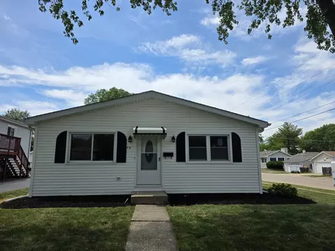 70 N Idlewild Ave, Mundelein, IL 60060
