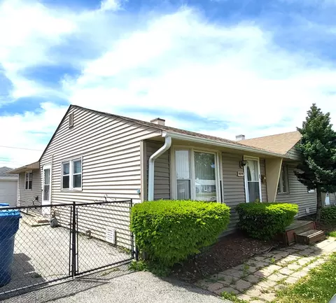 4119 W 89th Pl, Hometown, IL 60456