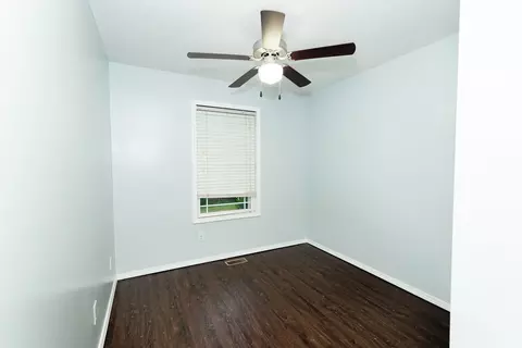 Bedroom - 3413 Mcniff Dr, Bloomington, IL 61704 photo 3 of 7
