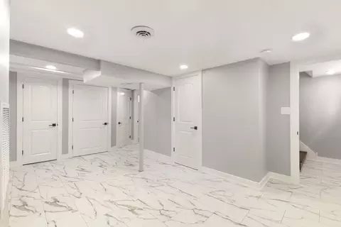 Entry Way - 16041 Halsted St, Harvey, IL 60426 photo 1 of 2