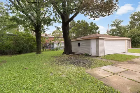 Exterior - 16041 Halsted St, Harvey, IL 60426 photo 4 of 4
