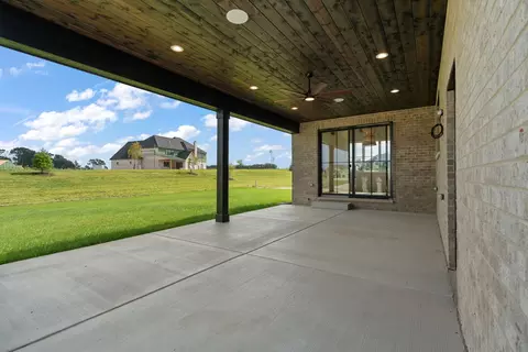 Exterior - 13822 Waterleaf Dr, Saint John, IN 46373 photo 6 of 9