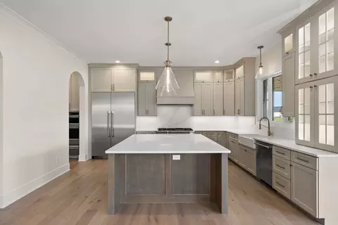 Kitchen - 13822 Waterleaf Dr, Saint John, IN 46373 photo 1 of 9